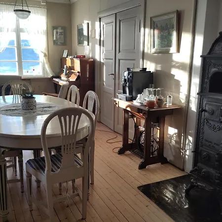 Πανσιόν Granum Gard