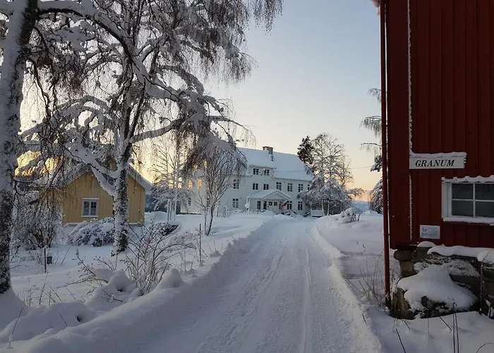 Granum Gård Pensionat 3*