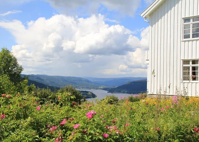 Pensjonat Granum Gard Fluberg